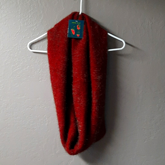 Infinity scarf